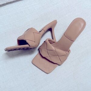 New Woven Mules 3” High Heel Sandal with Open Square Toe Tan / Neutral 8.5